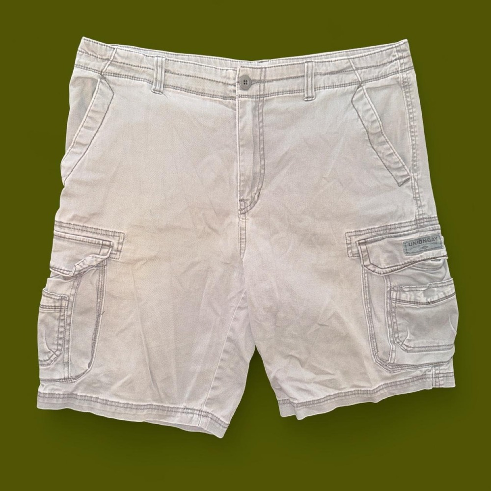 Unionbay Grey Cargo Shorts Men's 38 Utility Y2K